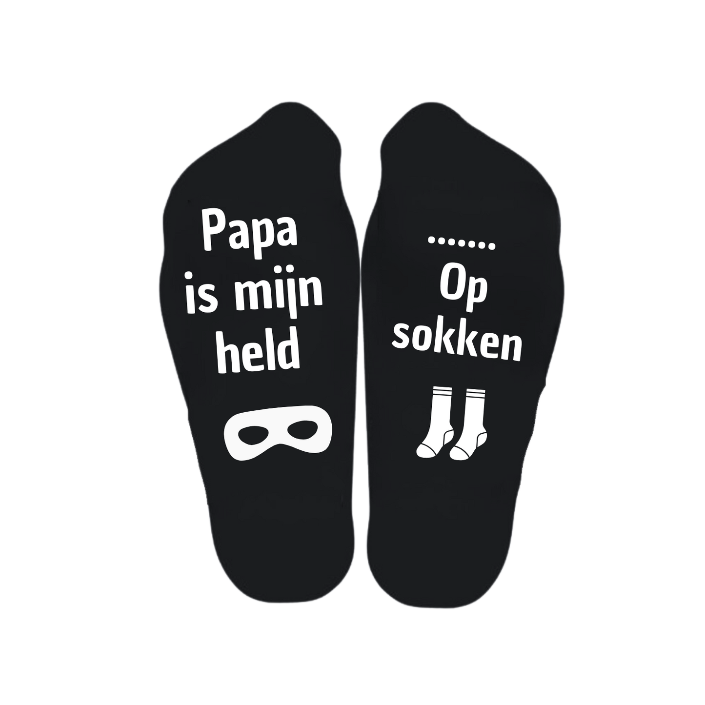 “Sokken met grappige tekst verdeeld over linker en rechter sok met de tekst "Papa is mijn held / op sokken" – Handmade by J” Vaderdag kado