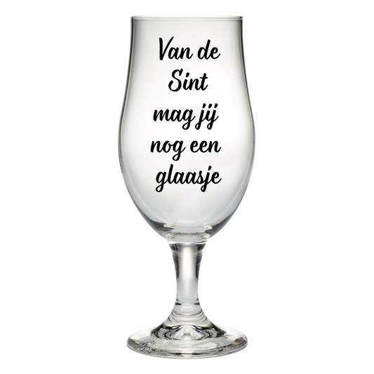 “Bierglas met tekst ‘Van de Sint mag jij nog een glaasje’ – Handmade by J” Origineel Sinterklaas cadeau