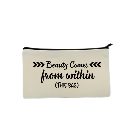 “Make-up Etui met quote ‘Beauty comes from within this bag’ – grappig cadeau”