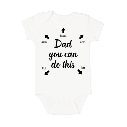“Wit babyrompertje met tekst ‘Dad you can do thsi’ – grappig kraamcadeau”