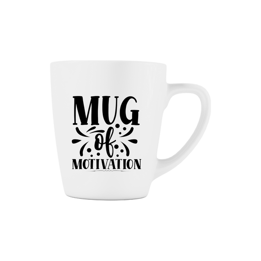 “witte koffiemok met grappige tekst ‘Mug of motivation’ – Handmade by J”