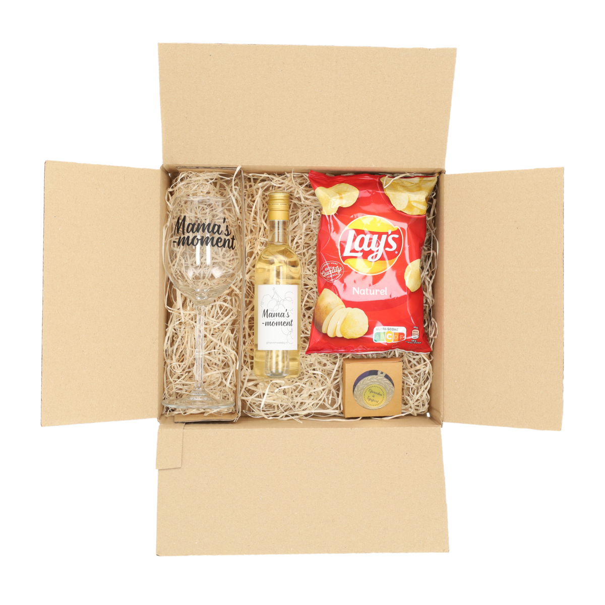 Geschenkverpakking Overleefkit wijn-editie voor mama met witte wijn en chips