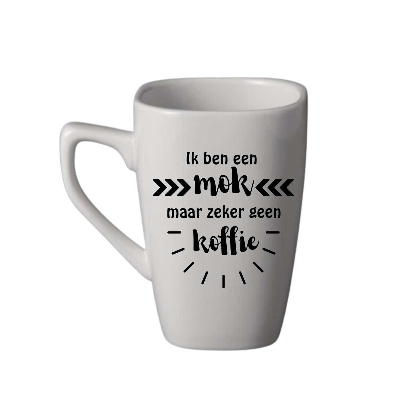 “Witte koffiemok met grappige tekst ‘Ik ben een mok maar geen koffie’ – Handmade by J”