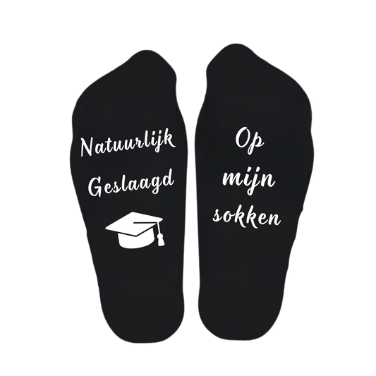 Geslaagd sokken met tekst – grappig cadeau voor geslaagden – Handmade by J